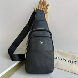 Picture of Louis Vuitton Mens Bags _SKUfw221783952fw